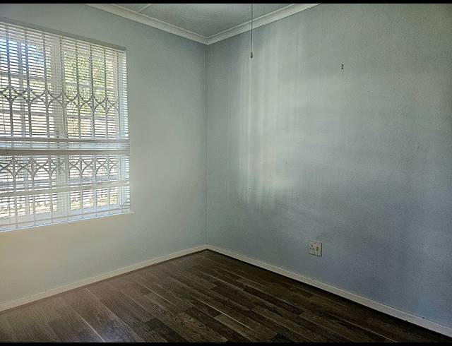 2 BEDROOM TOWNHOUSE FOR SALE IN SHERWOOD